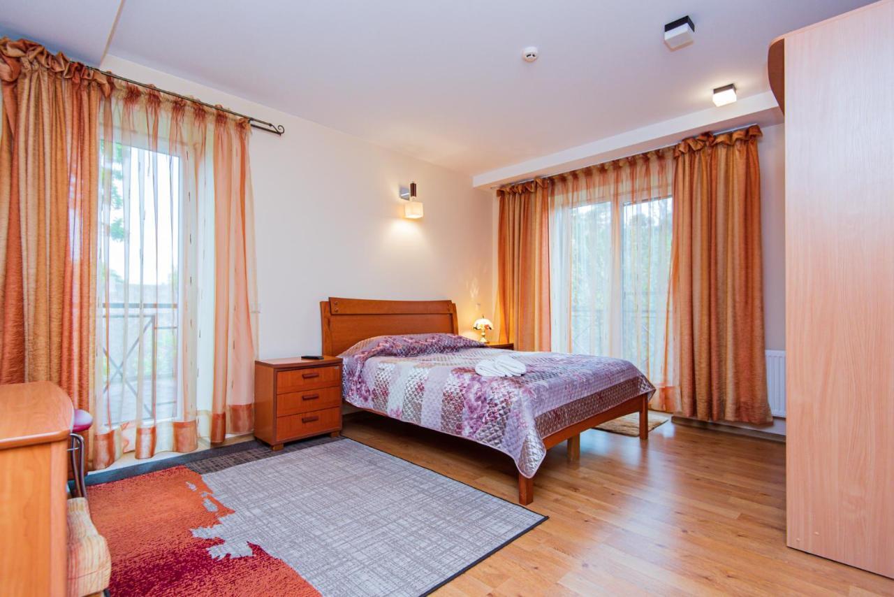 Po Juros Banga Hotel Паланга Екстериор снимка