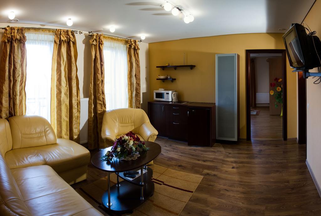 Po Juros Banga Hotel Паланга Екстериор снимка