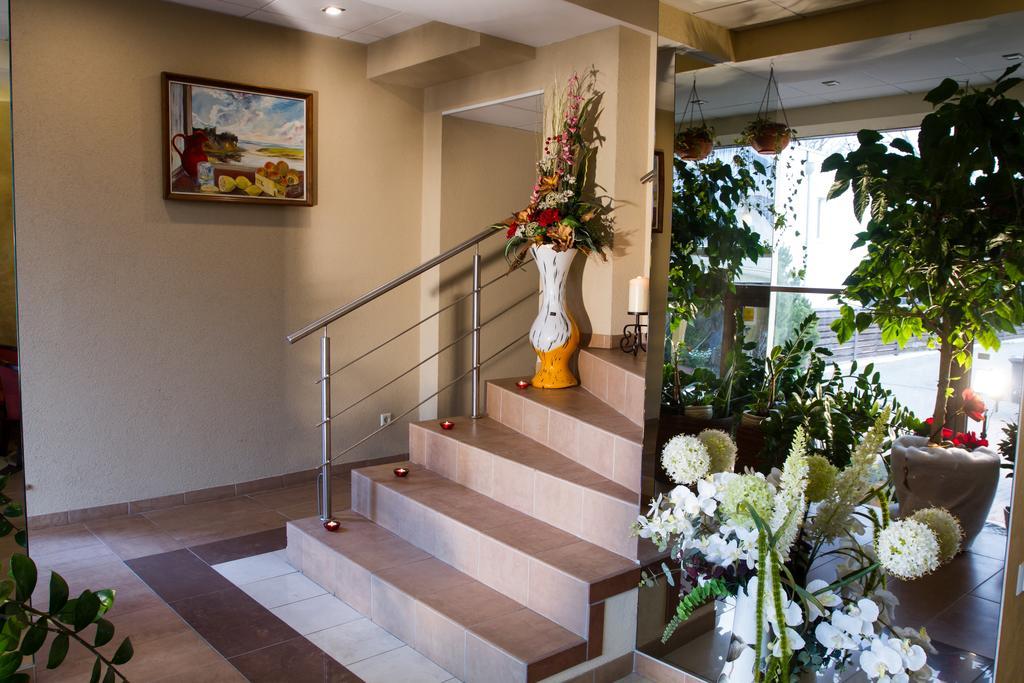 Po Juros Banga Hotel Паланга Екстериор снимка